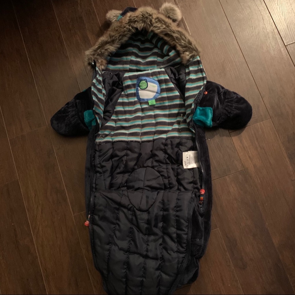 Baby Snowsuit - Picture 3 of 8
